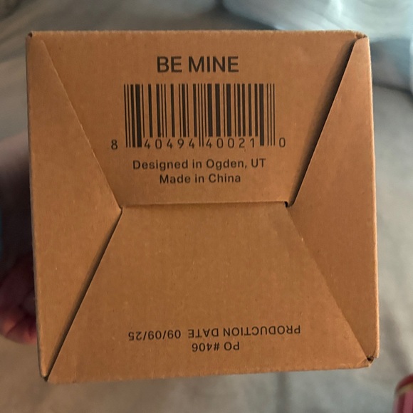 HydroJug Be Mine Traveler 32oz - Picture 6 of 12